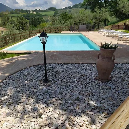 Azienda Agrituristica Il Moraiolo-3